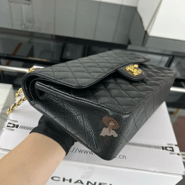 شنطة Chanel