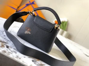 Louis Vuitton Capucines Mini ماستر كوالتي